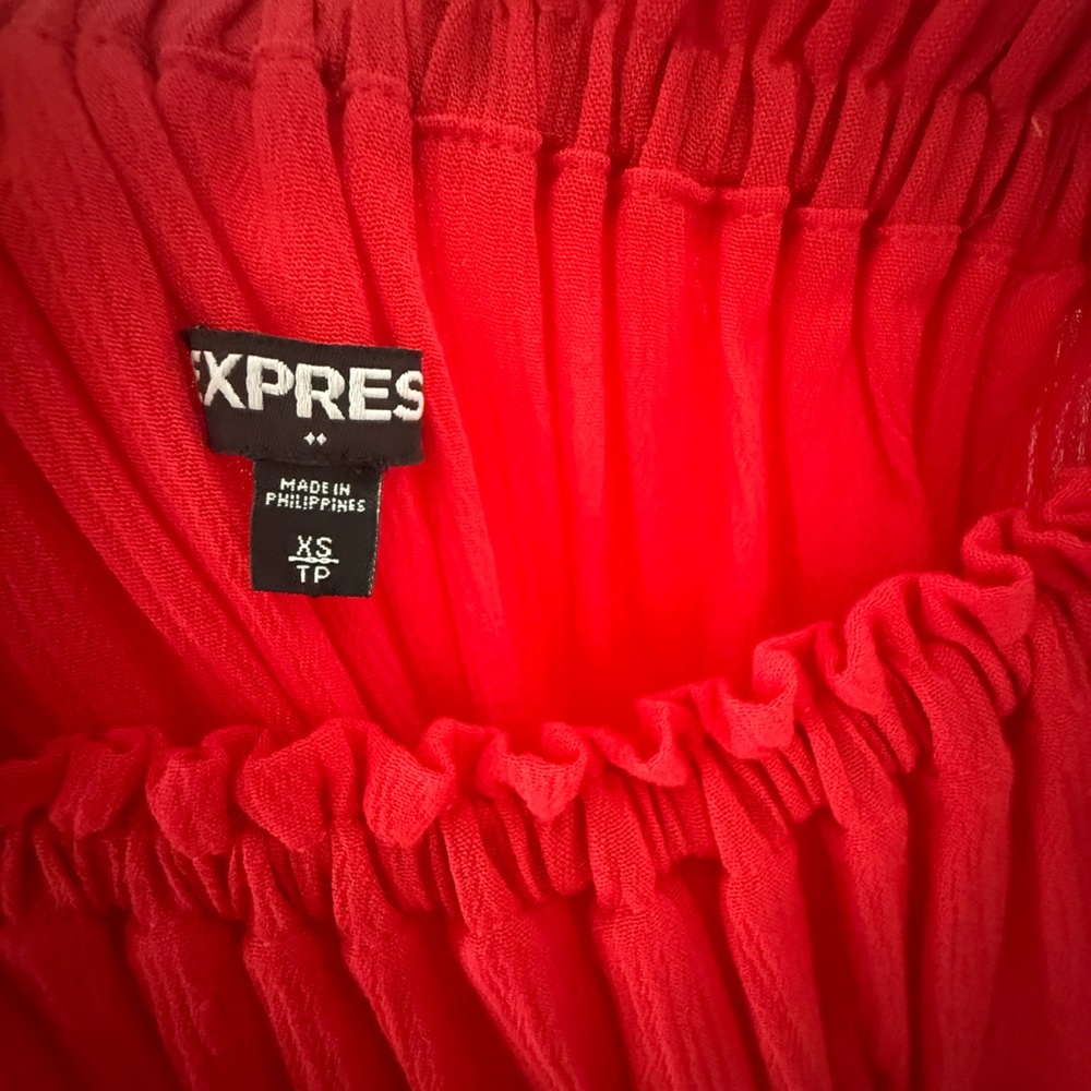 Express Off-Shoulder Ruffle Top - Picture 4 of 4